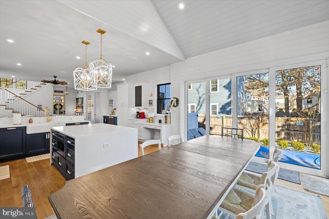 70 SUSSEX ST, Rehoboth Beach, DE 19971