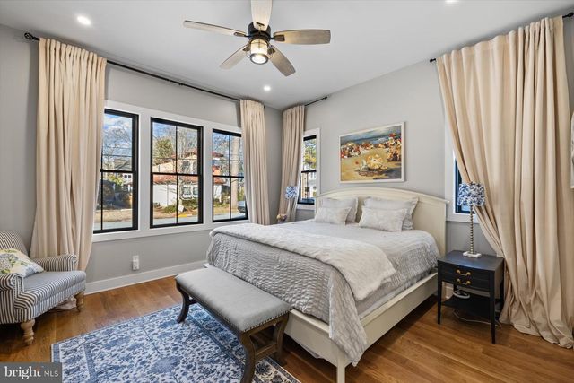 70 SUSSEX ST, Rehoboth Beach, DE 19971