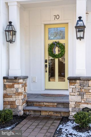 70 SUSSEX ST, Rehoboth Beach, DE 19971