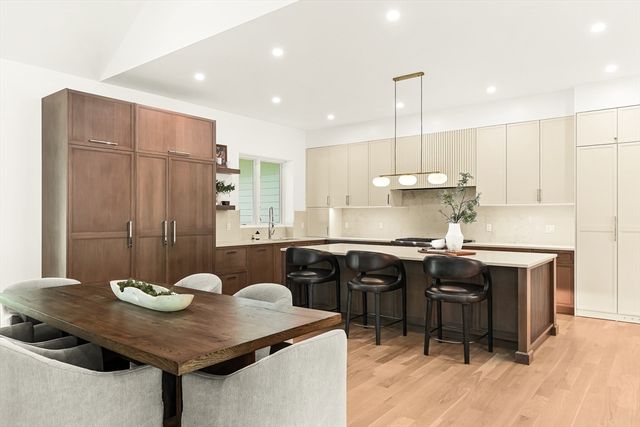 365 Charles River St, Needham, MA 02492
