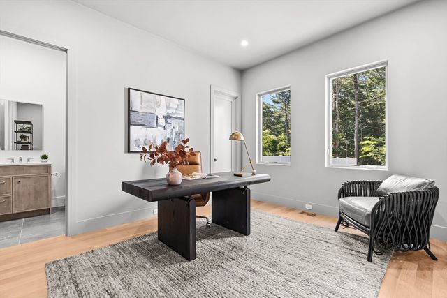 365 Charles River St, Needham, MA 02492