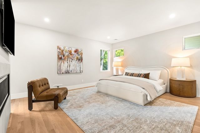 365 Charles River St, Needham, MA 02492