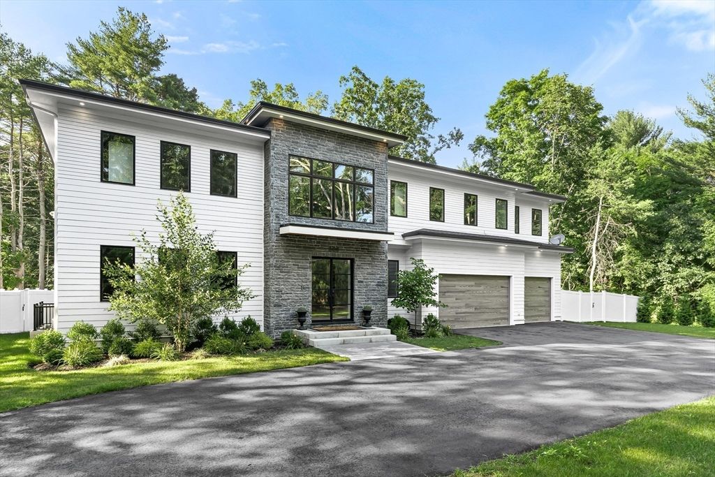 365 Charles River St, Needham, MA 02492
