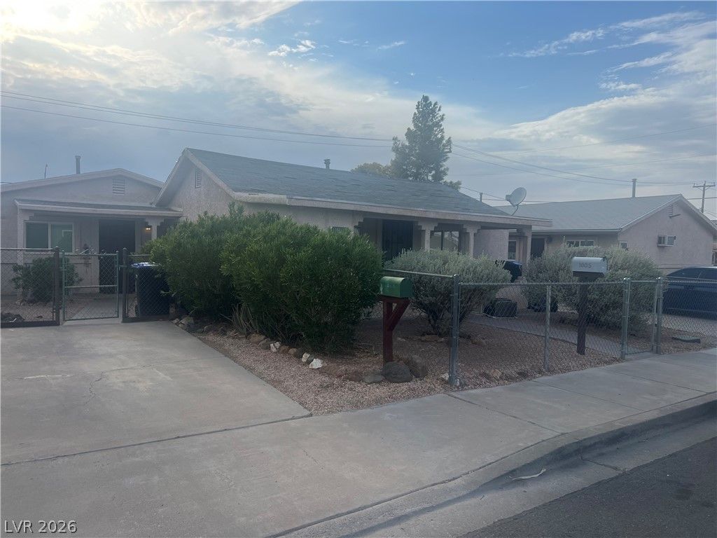 1805 Moser Drive, Henderson, NV 89011 — exterior