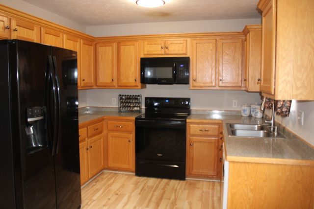1918 Highgrove Road, Harrison, AR 72601