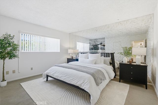 2402 30th Street, Santa Monica, CA 90405