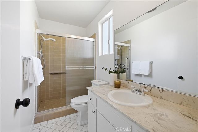 2402 30th Street, Santa Monica, CA 90405