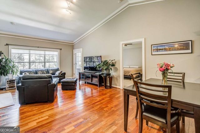 3275 Lenox Road NE, Atlanta, GA 30324