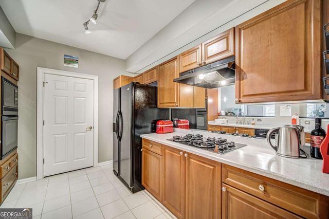 3275 Lenox Road NE, Atlanta, GA 30324