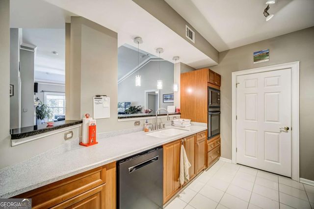 3275 Lenox Road NE, Atlanta, GA 30324