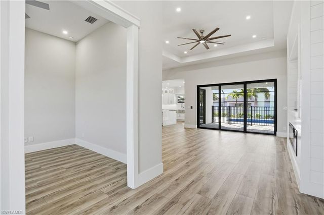 3914 NW 41st TER, Cape Coral, FL 33993