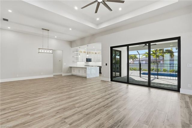 3914 NW 41st TER, Cape Coral, FL 33993