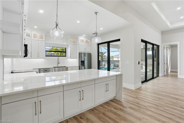 3914 NW 41st TER, Cape Coral, FL 33993