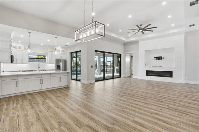 3914 NW 41st TER, Cape Coral, FL 33993