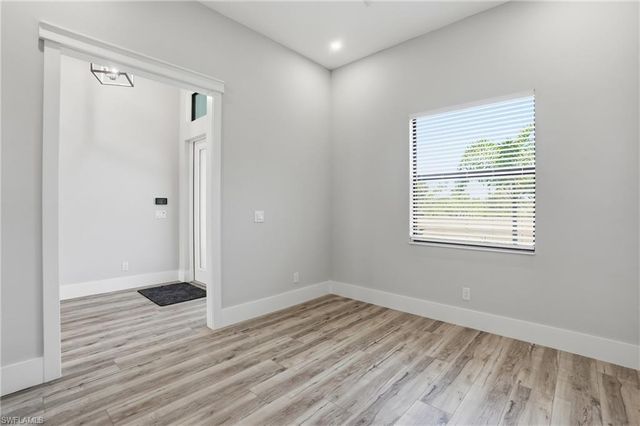 3914 NW 41st TER, Cape Coral, FL 33993