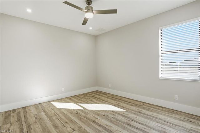 3914 NW 41st TER, Cape Coral, FL 33993