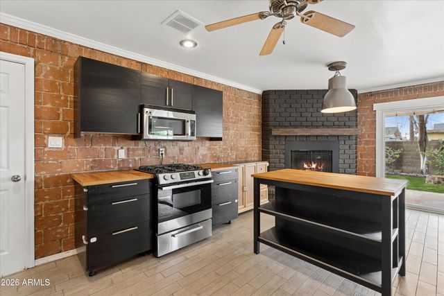 4201 W TUCKEY Lane, Phoenix, AZ 85019