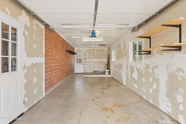 4201 W TUCKEY Lane, Phoenix, AZ 85019