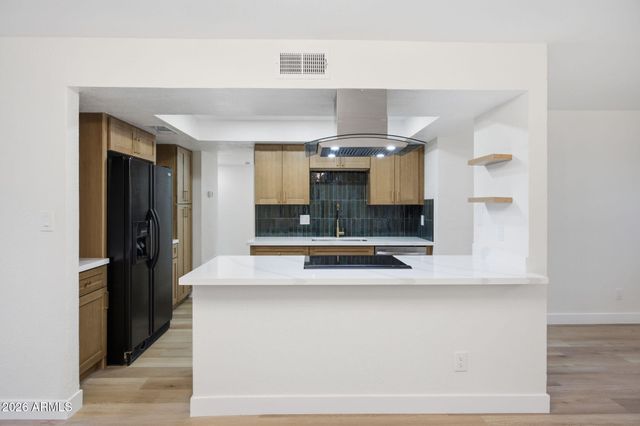 943 N REVERE --, Mesa, AZ 85201