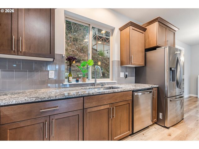 4613 Ne 12TH Ct, Vancouver, WA 98663