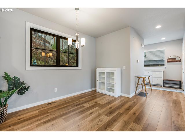 4613 Ne 12TH Ct, Vancouver, WA 98663