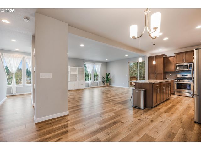 4613 Ne 12TH Ct, Vancouver, WA 98663