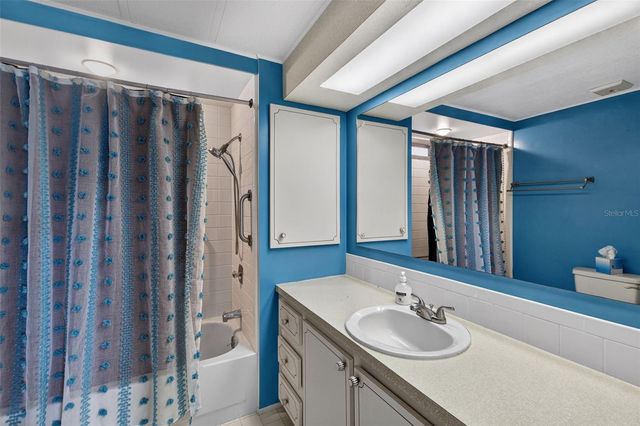 322 ROBALO, North Port, FL 34287