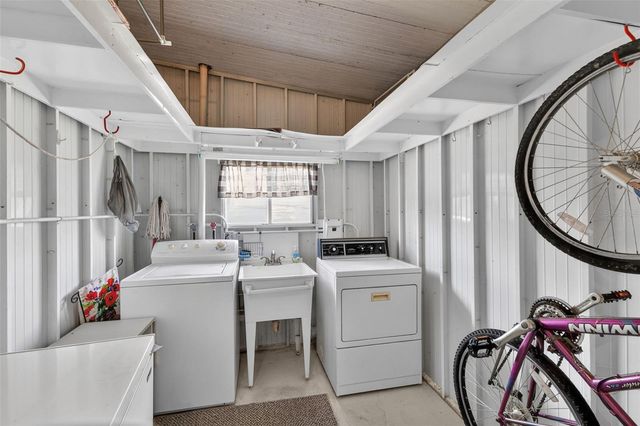 322 ROBALO, North Port, FL 34287