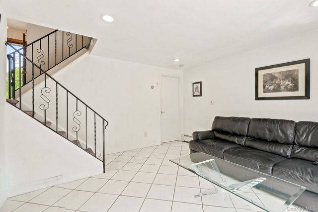 25 Arden Drive, Hartsdale, NY 10530