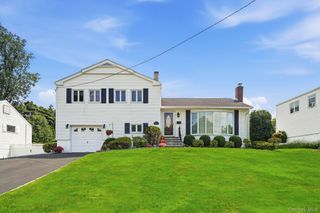 25 Arden Drive, Hartsdale, NY 10530