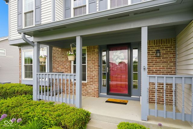 1176 Glenbar Way, Greenwood, IN 46143