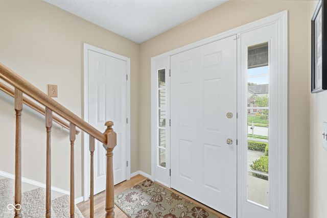 1176 Glenbar Way, Greenwood, IN 46143