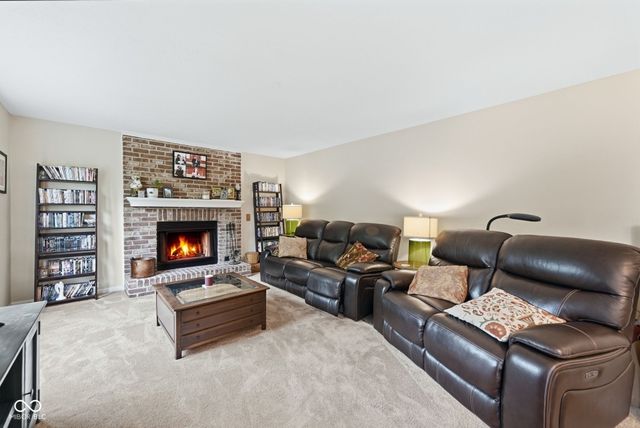 1176 Glenbar Way, Greenwood, IN 46143