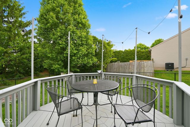 1176 Glenbar Way, Greenwood, IN 46143