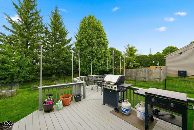 1176 Glenbar Way, Greenwood, IN 46143