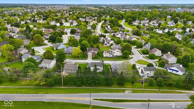 1176 Glenbar Way, Greenwood, IN 46143