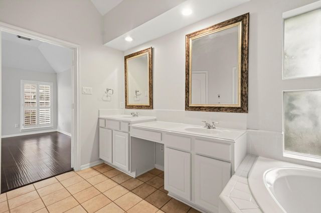7019 Brookfir Lane, Houston, TX 77040
