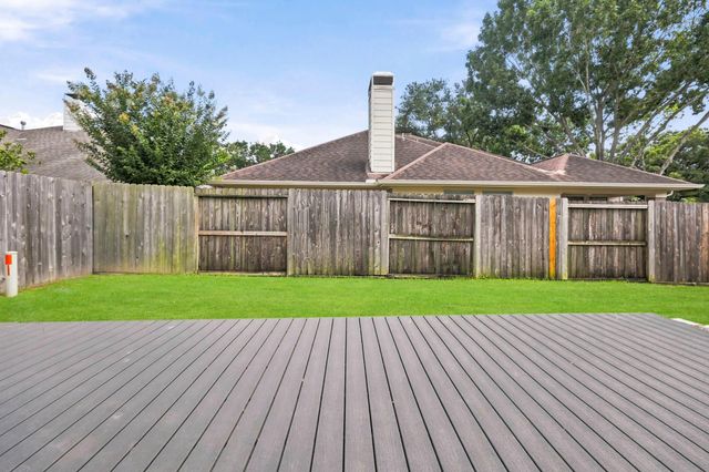 7019 Brookfir Lane, Houston, TX 77040