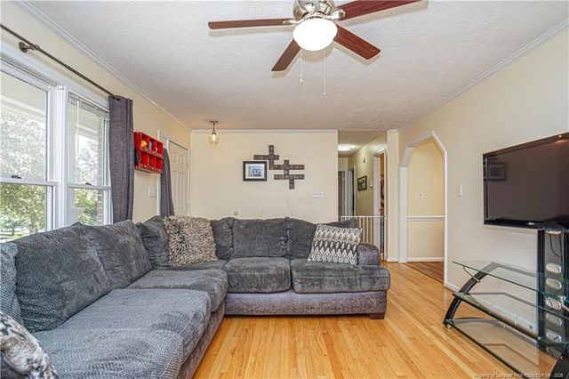 184 E Twelve Oak Road, Raeford, NC 28376