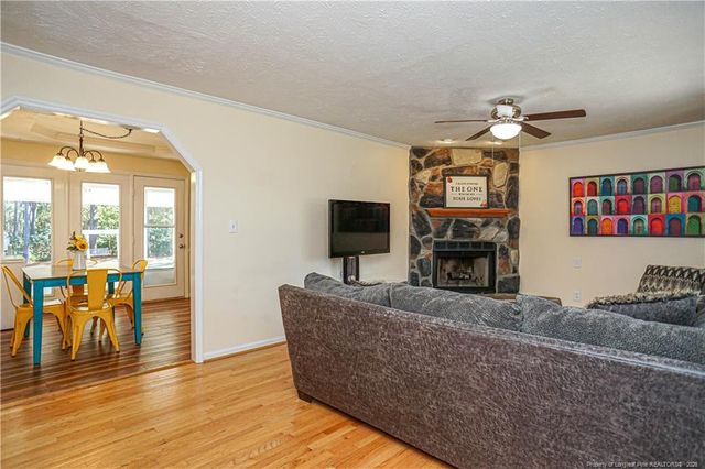 184 E Twelve Oak Road, Raeford, NC 28376