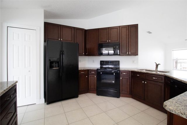 2782 PICADILLY CIRCLE, Kissimmee, FL 34747