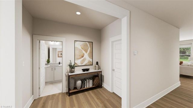 9241 Stoney River Lane, Kernersville, NC 27284