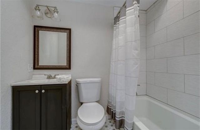 2024 E 48th Terrace, Kansas City, MO 64130