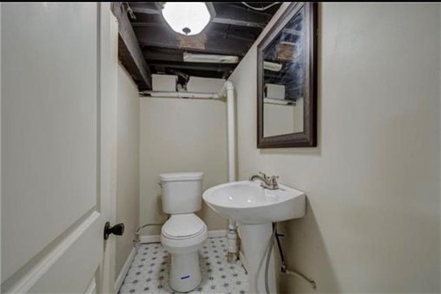 2024 E 48th Terrace, Kansas City, MO 64130