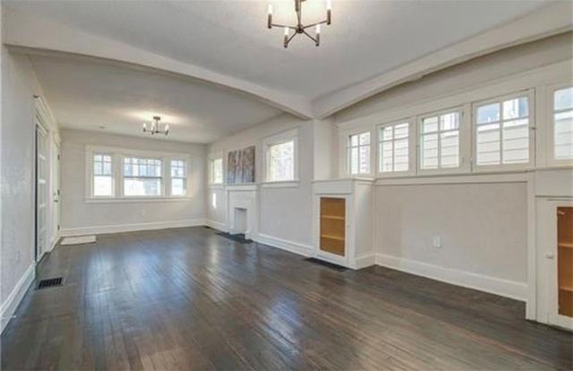 2024 E 48th Terrace, Kansas City, MO 64130