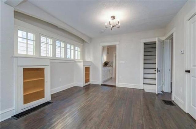 2024 E 48th Terrace, Kansas City, MO 64130