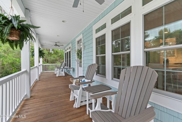 1505 W Yacht Drive, Oak Island, NC 28465
