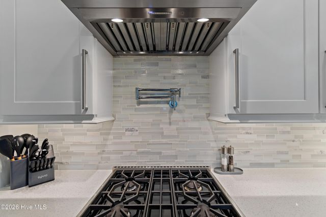 1505 W Yacht Drive, Oak Island, NC 28465