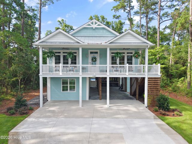 1505 W Yacht Drive, Oak Island, NC 28465