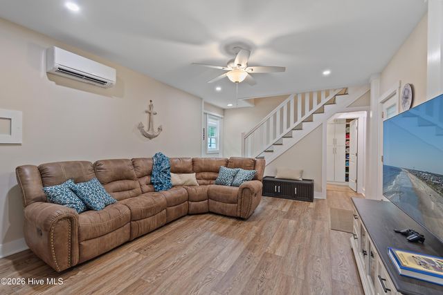 1505 W Yacht Drive, Oak Island, NC 28465